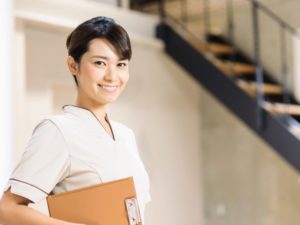 ネイリストになるには 具体的に分かりやすく解説 ネイル検定コラム ナチュラルフィールドサプライ