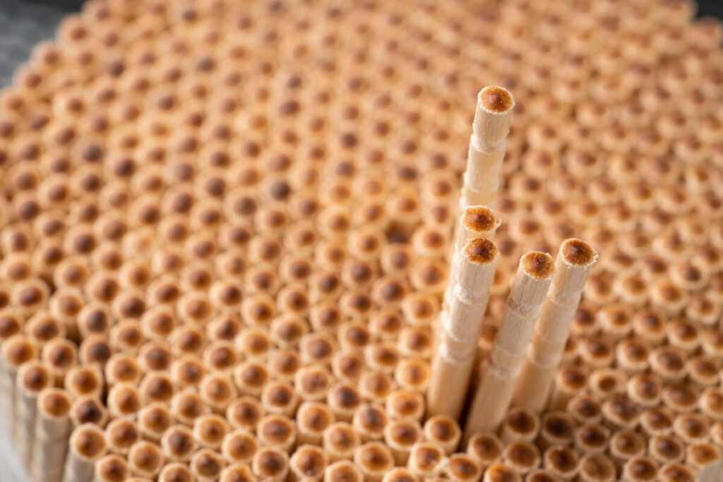 初心者さんにもおすすめ！ドットネイルのやり方と季節ごとのデザインを解説