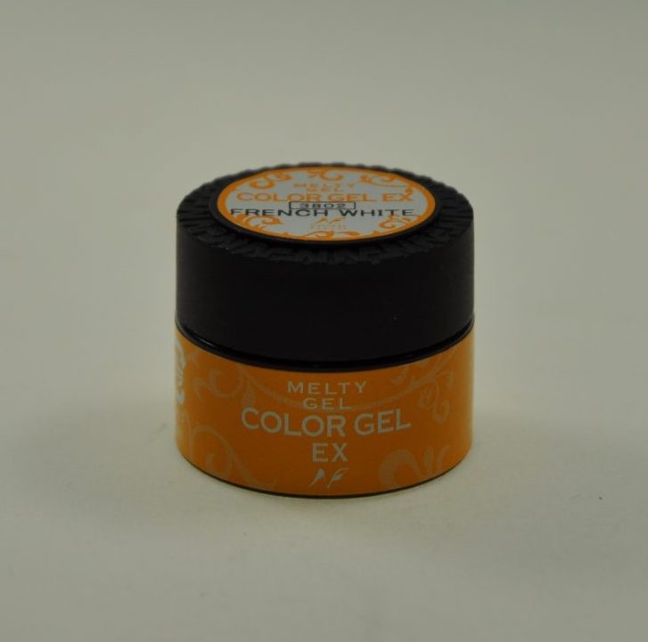 スキニーフレンチのやり方とは？裏技やオシャレに仕上げるポイントを現役ネイリストが解説